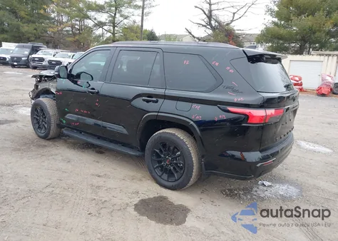 2024 Toyota Sequoia Platinum z USA, uszkodzony, nr VIN 7SVAAABA2RX046288